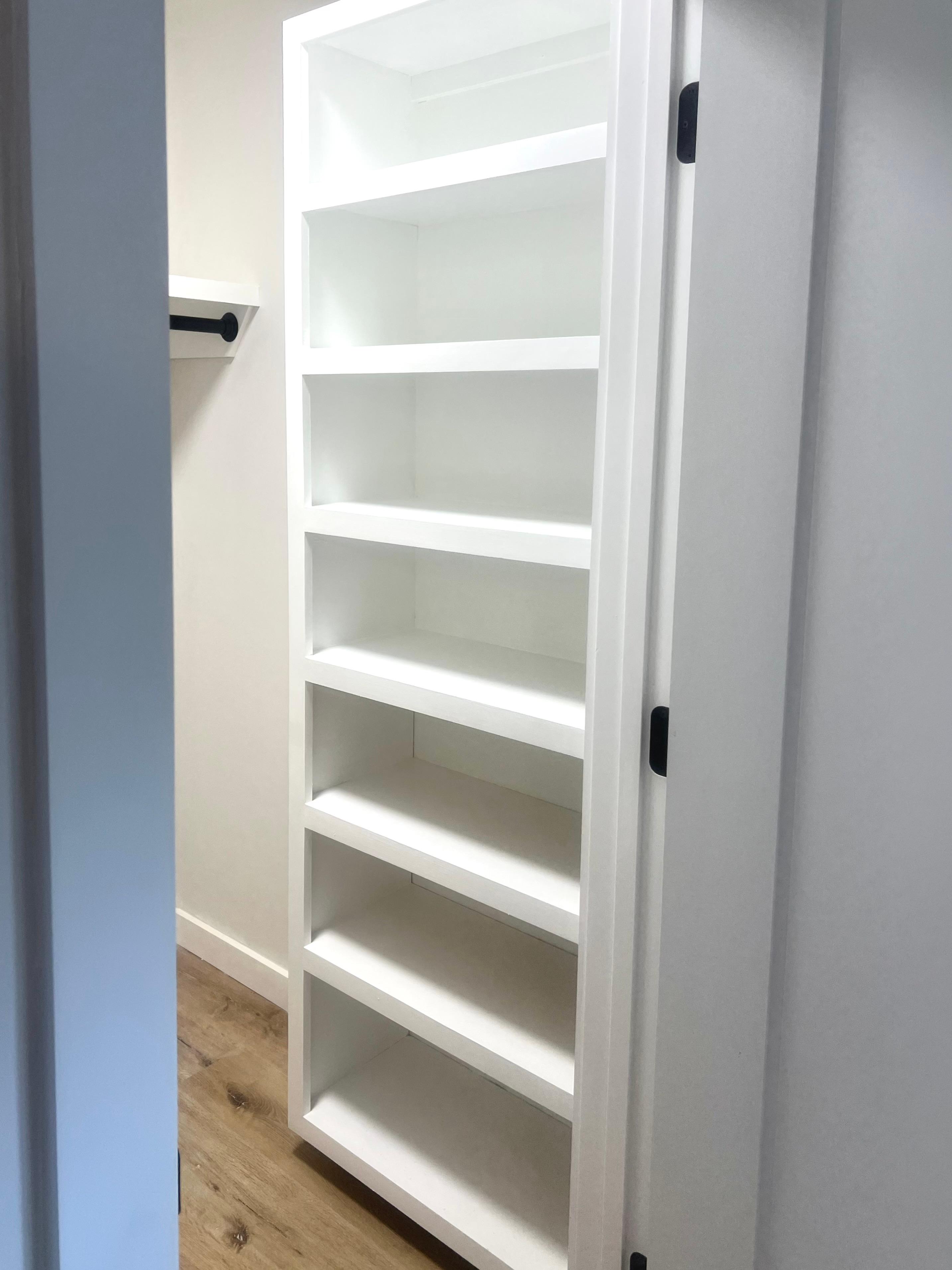 731 Longhunter Ct — Owner Closet