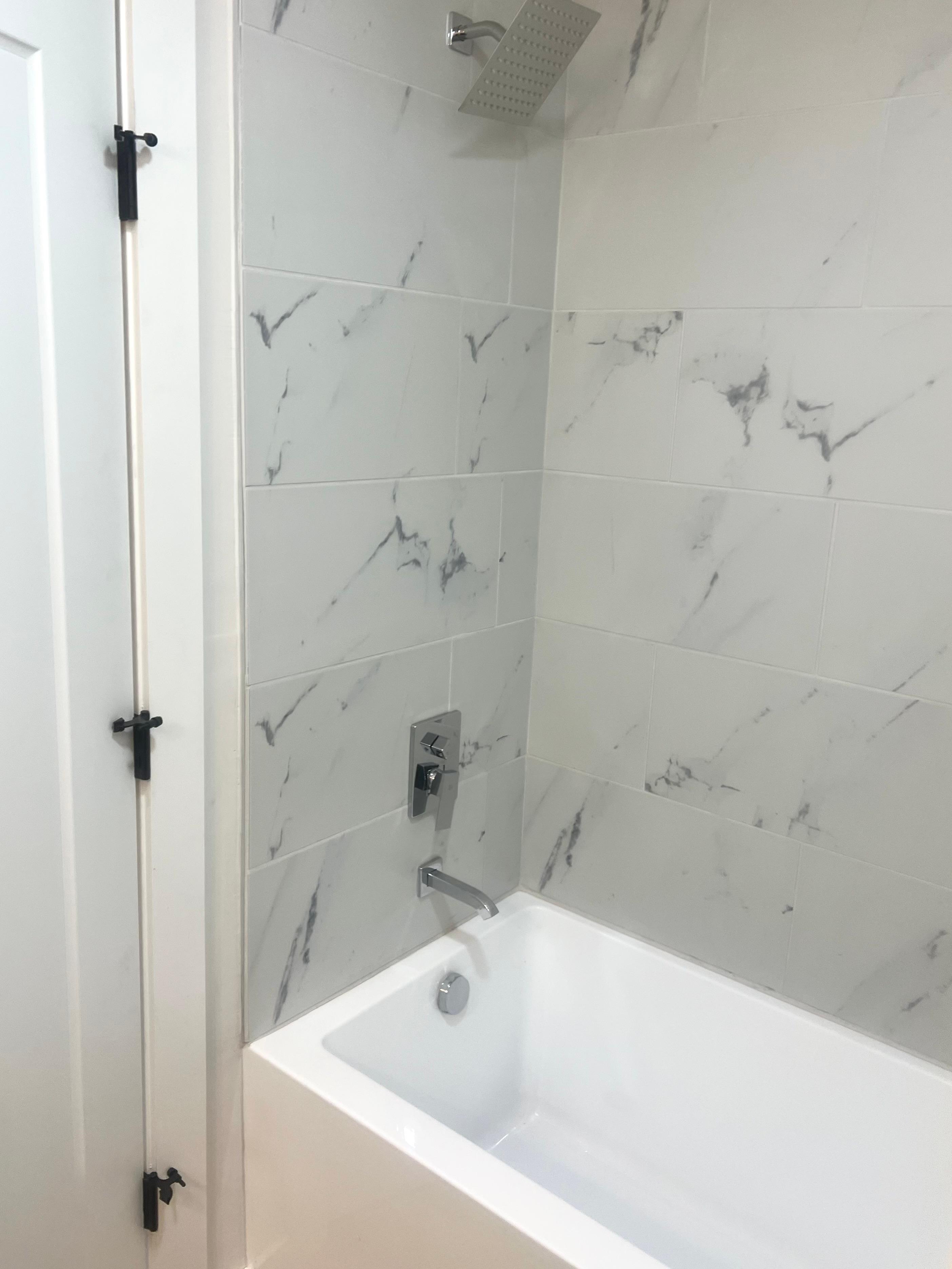 731 Longhunter Ct — Owner Bath